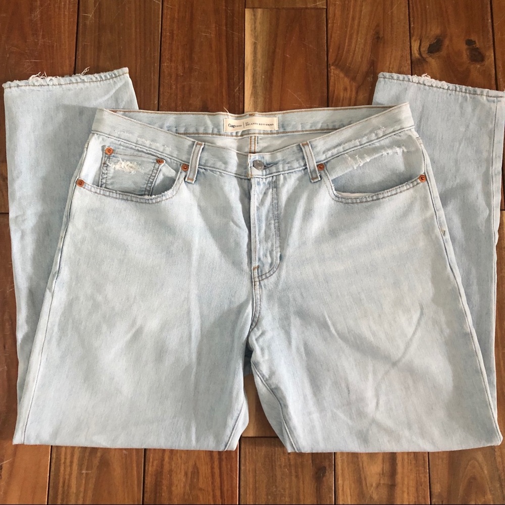 Relaxed boyfriend fit jeans